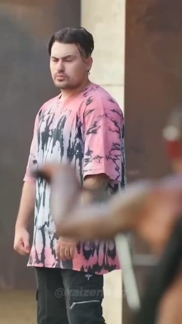 DROPPING A PIRATE in the HOOD 😳⚔