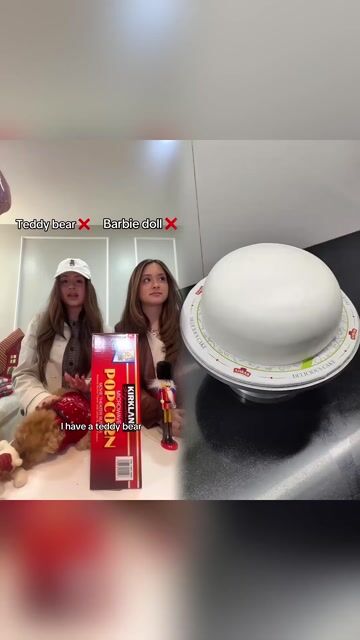 How was I supposed to guess this🧸#twins #lyingchallenge #trending #comedy #comedyvideo